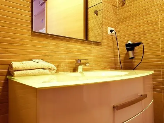 Dört Kişilik Oda, Balkon