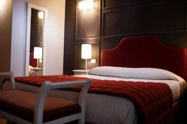 Üç Kişilik Oda, Engellilere Uygun, Zemin Kat