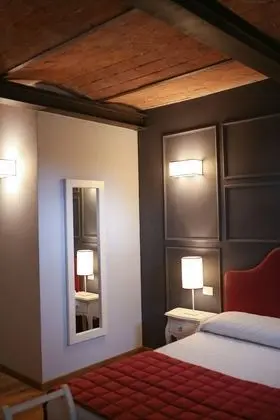 Üç Kişilik Oda, Engellilere Uygun, Zemin Kat