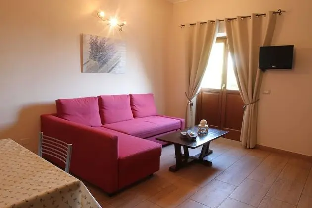 Apart Daire, 1 Yatak Odası, Göl Manzaralı