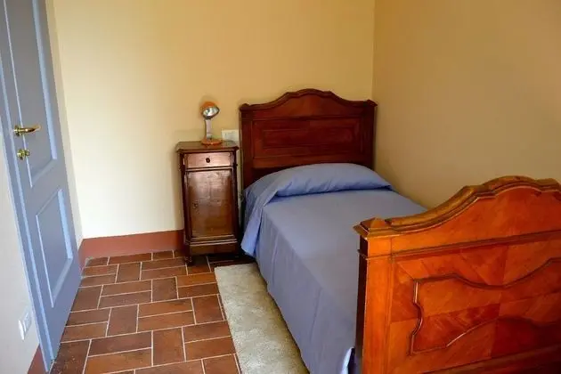 Üç Kişilik Oda, Bahçe Manzaralı