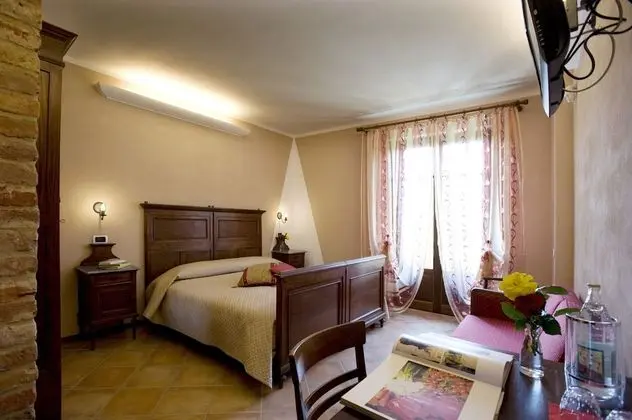 Tek Büyük Yataklı Oda