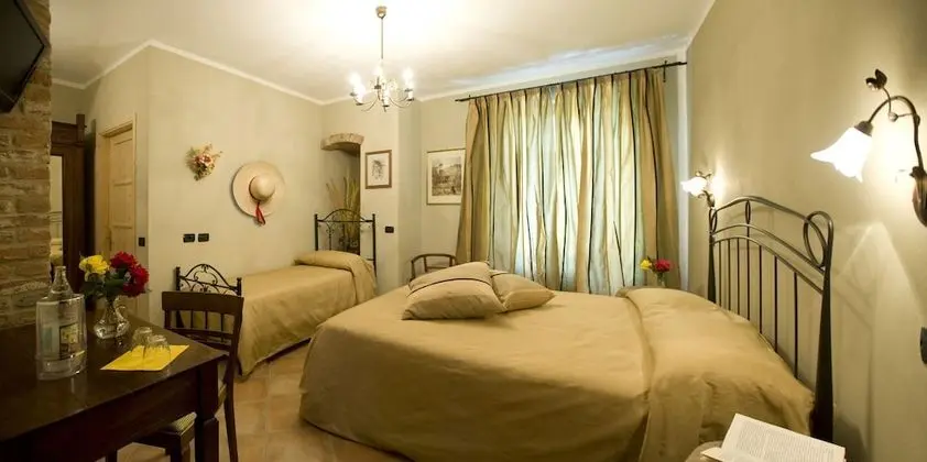 Tek Büyük Yataklı Oda