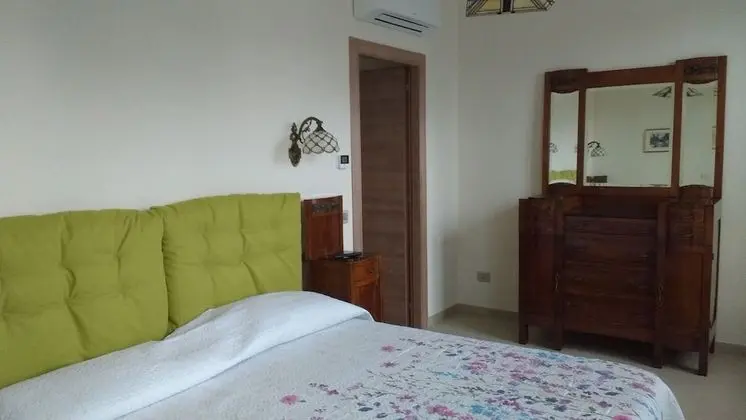 Comfort Oda (Art Noveau Bedroom)