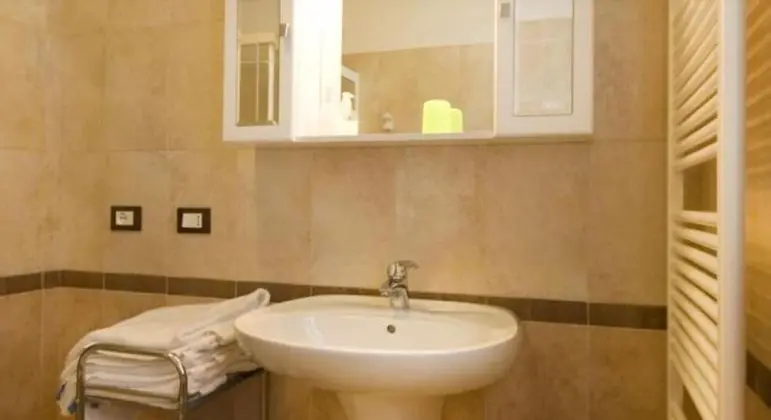 Apart Daire, 1 Yatak Odası, Balkon, Bahçe Manzaralı