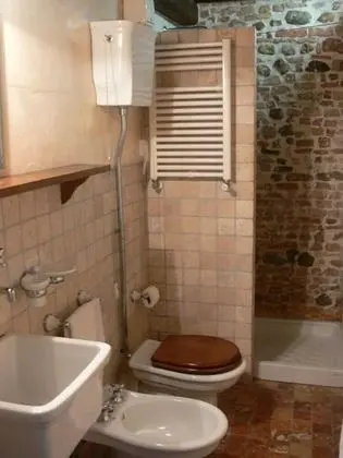 Tek Büyük Yataklı Oda, Küçük Mutfak