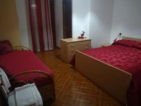 Üç Kişilik Oda, Balkon, Deniz Manzaralı