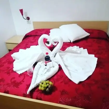 Üç Kişilik Oda, Balkon, Deniz Manzaralı
