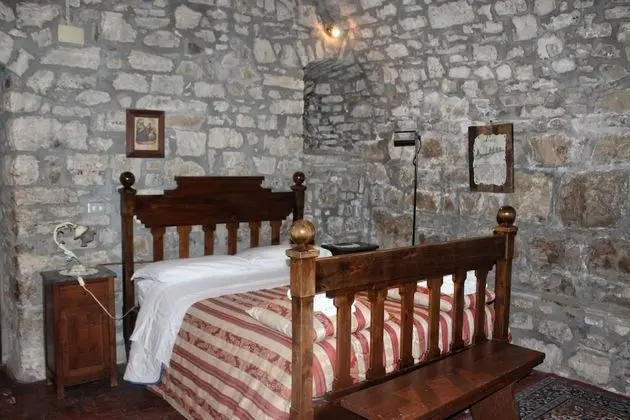 Basic Tek Büyük Yataklı Oda, Özel Banyo, Zemin Kat