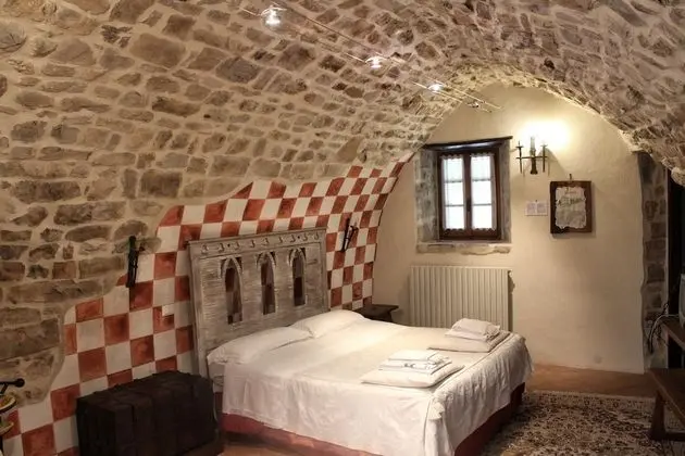 Basic Tek Büyük Yataklı Oda, Özel Banyo, Zemin Kat