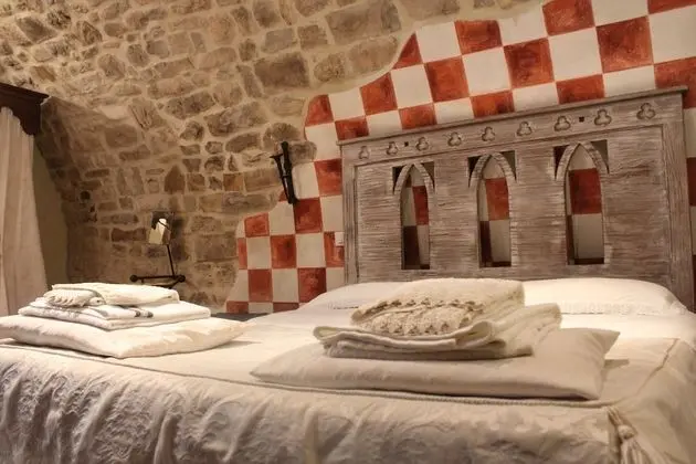 Classic Tek Büyük Yataklı Oda, Özel Banyo, Zemin Kat