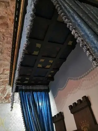 Royal Tek Büyük Yataklı Oda, Özel Banyo, Zemin Kat