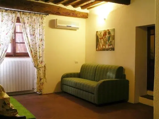 Apart Daire, Üzüm Asması Manzaralı