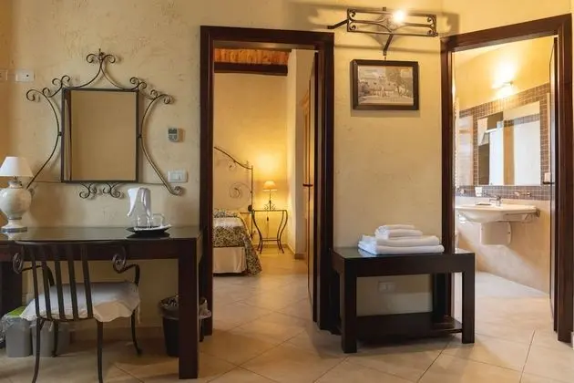Superior Süit, Banyolu/Duşlu, Bahçe Manzaralı (Junior suite)