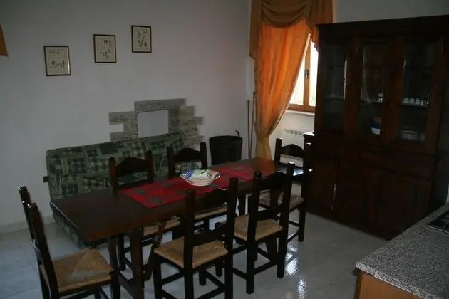 Apart Daire, 1 Yatak Odası, Küçük Mutfak, Havuz Manzaralı