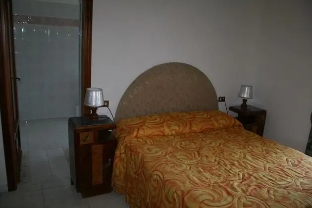 Classic Tek Büyük Yataklı Oda