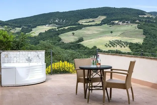 Superior Dört Kişilik Oda