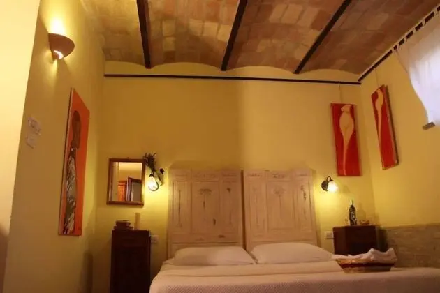 Classic Tek Büyük Yataklı Oda (2 Prs)