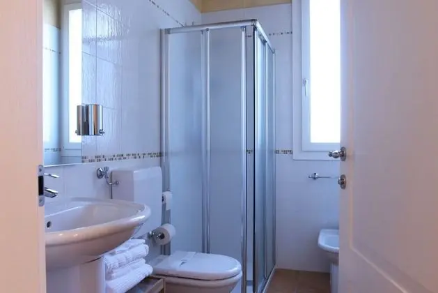 Superior Üç Kişilik Oda, 1 En Büyük (King) Boy Yatak ve Çekyat, Avlu Manzaralı, Ek Bina