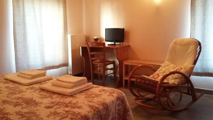 Tek Büyük Yataklı Oda