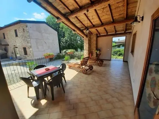 Family Stüdyo, Teras (Rubino)