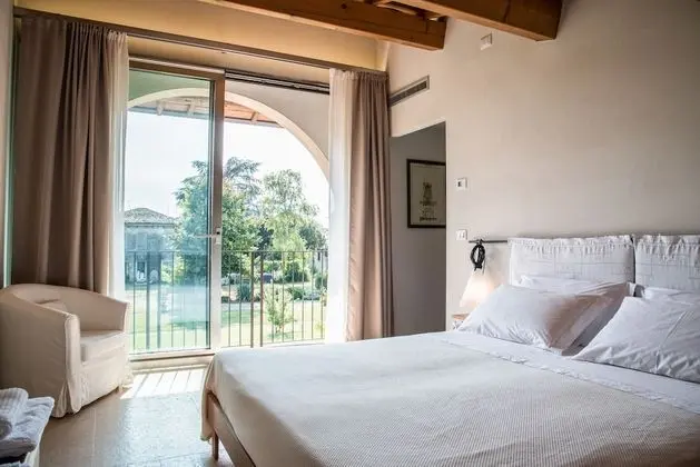 Deluxe Dört Kişilik Oda, Bahçe Manzaralı