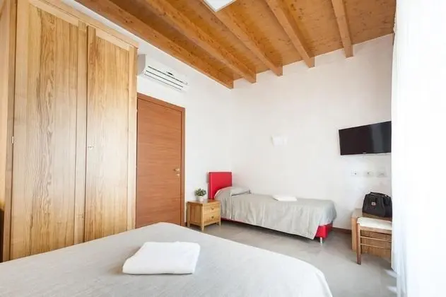 İki Ayrı Yataklı Oda, 2 Tek Kişilik Yatak