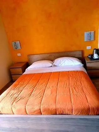 Tek Büyük Yataklı Oda (Arancio 012030-AGR-005)