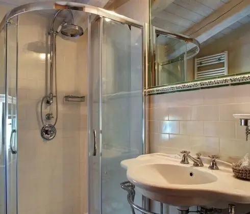 Comfort Tek Büyük Yataklı Oda, Vadi Manzaralı