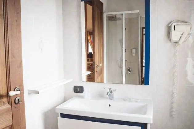 Tek Büyük veya İki Ayrı Yataklı Oda