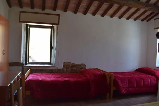 Comfort Tek Büyük veya İki Ayrı Yataklı Oda