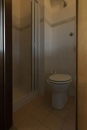 Economy Tek Büyük Yataklı Oda