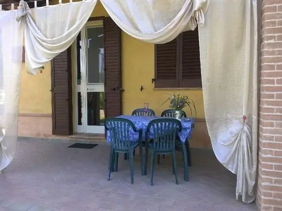 Apart Daire, 2 Yatak Odası, Zemin Kat