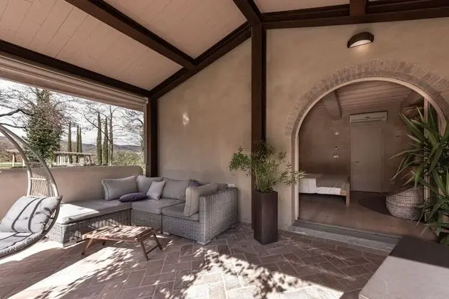 Tek Büyük Yataklı Oda, Veranda