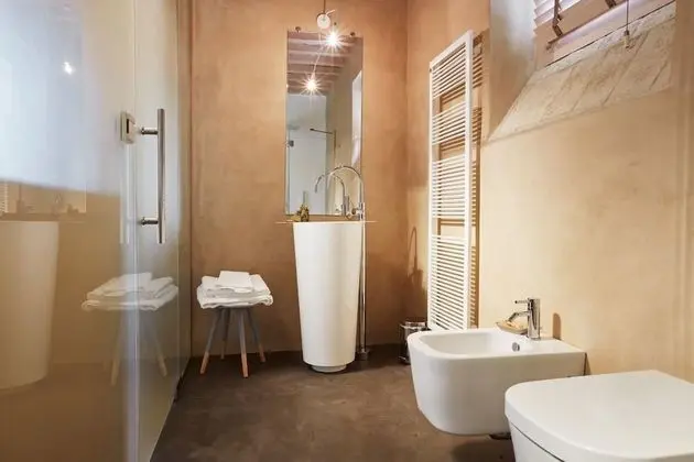 Tek Büyük Yataklı Oda, Veranda