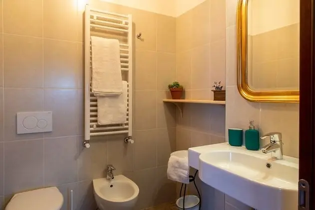 Traditional Tek Büyük veya İki Ayrı Yataklı Oda