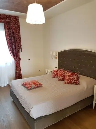 Comfort Tek Büyük Yataklı Oda, Engellilere Uygun, Üzüm Asması Manzaralı