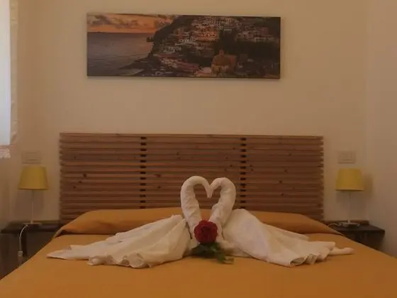 Tek Büyük Yataklı Oda, Veranda, Ek Bina