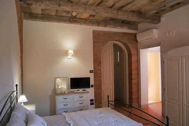 Deluxe Tek Büyük Yataklı Oda (Castagno)