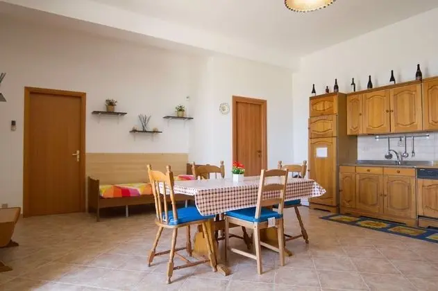 Apart Daire, 1 Yatak Odası, Deniz Manzaralı (Alba)
