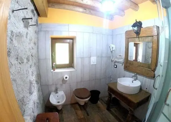 Dört Kişilik Oda, Banyolu/Duşlu (Bassotto Tedesco)