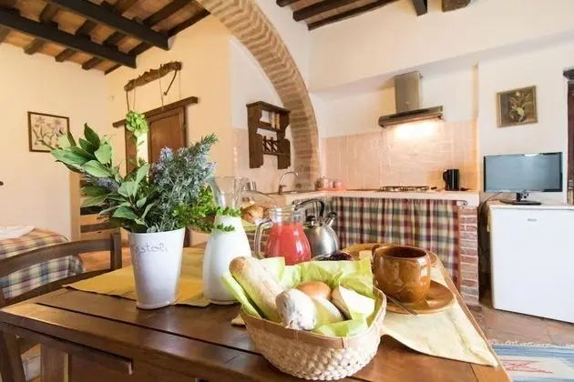 Stüdyo, Bahçe Manzaralı