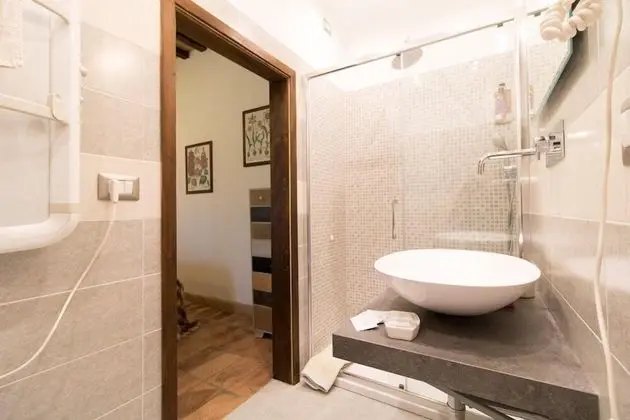 Stüdyo, Bahçe Manzaralı