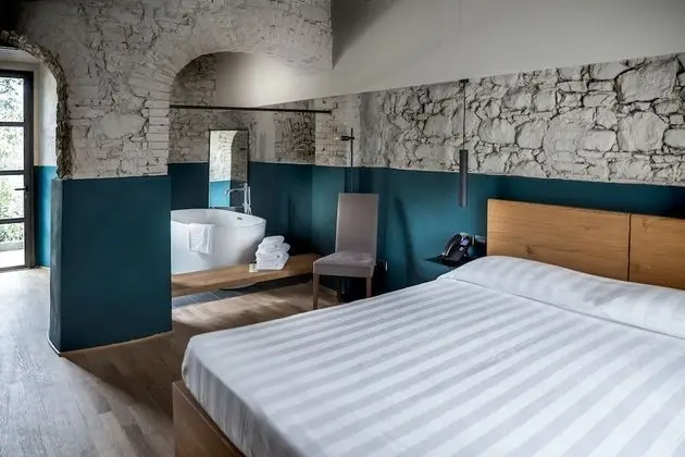 Tek Büyük Yataklı Oda