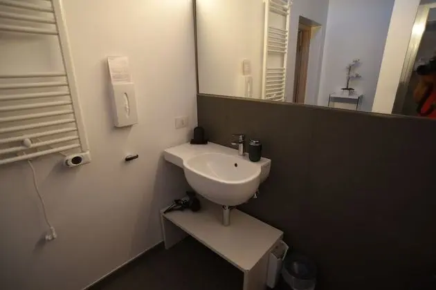 Deluxe Stüdyo Süit (Moro)
