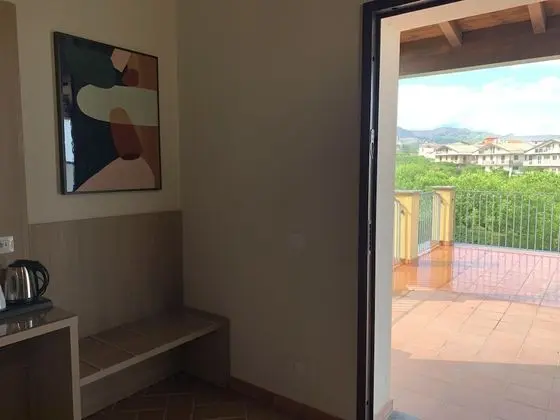 Superior Tek Büyük Yataklı Oda, Teras (Nostrale)