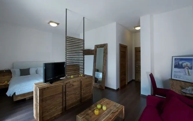 Tek Büyük Yataklı Oda, Dağ Manzaralı