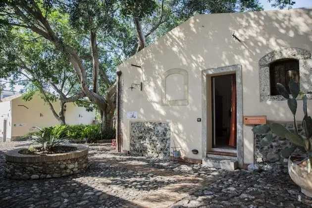 Family Stüdyo, Birden Çok Yatak, Bahçe Manzaralı (3)