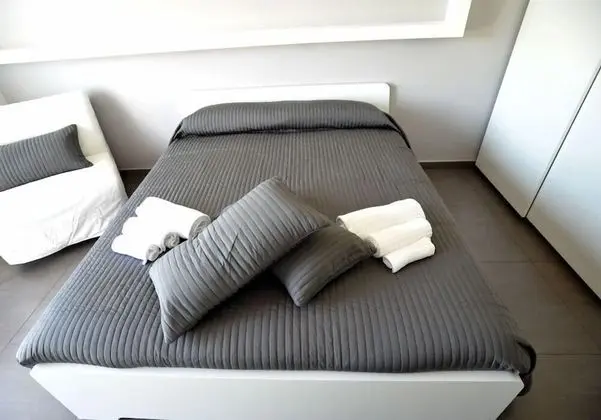 Tek Büyük veya İki Ayrı Yataklı Oda, Deniz Manzaralı