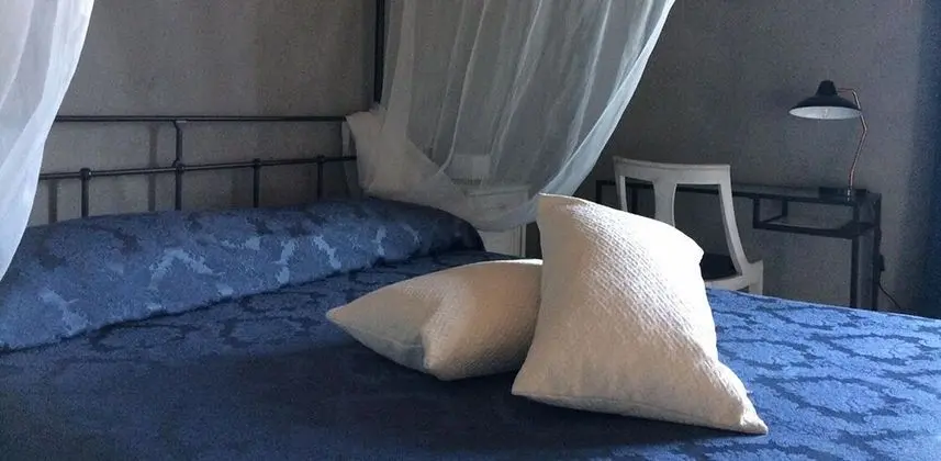 Tek Büyük Yataklı Oda, Bahçe Manzaralı (Romantica)